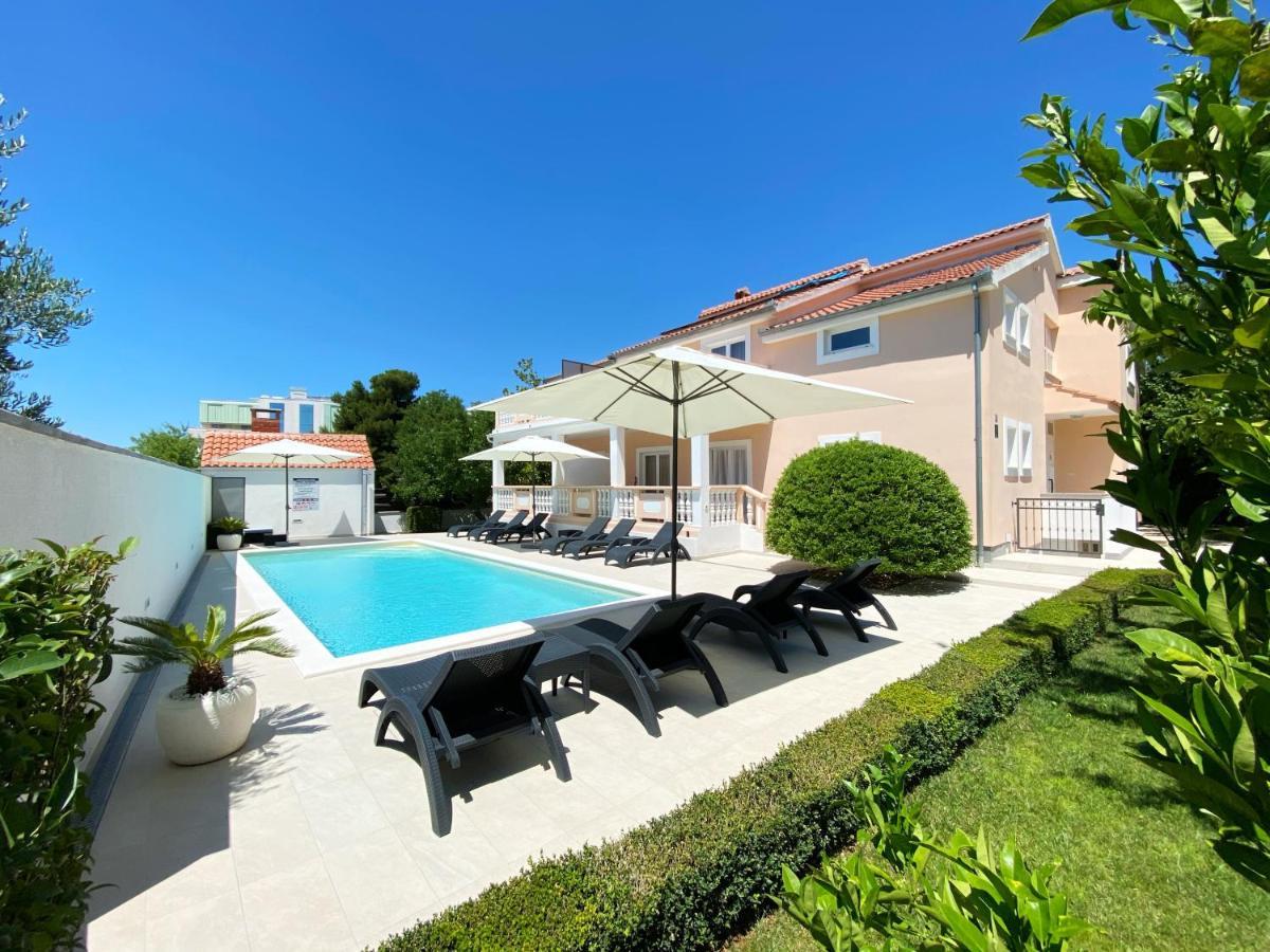 Apartments Saric Biograd Na Moru Eksteriør billede