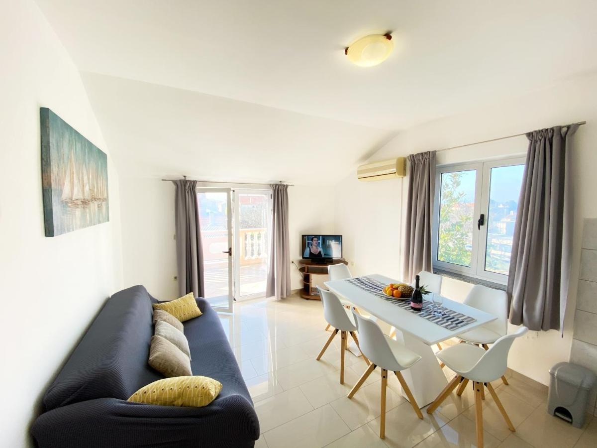 Apartments Saric Biograd Na Moru Eksteriør billede