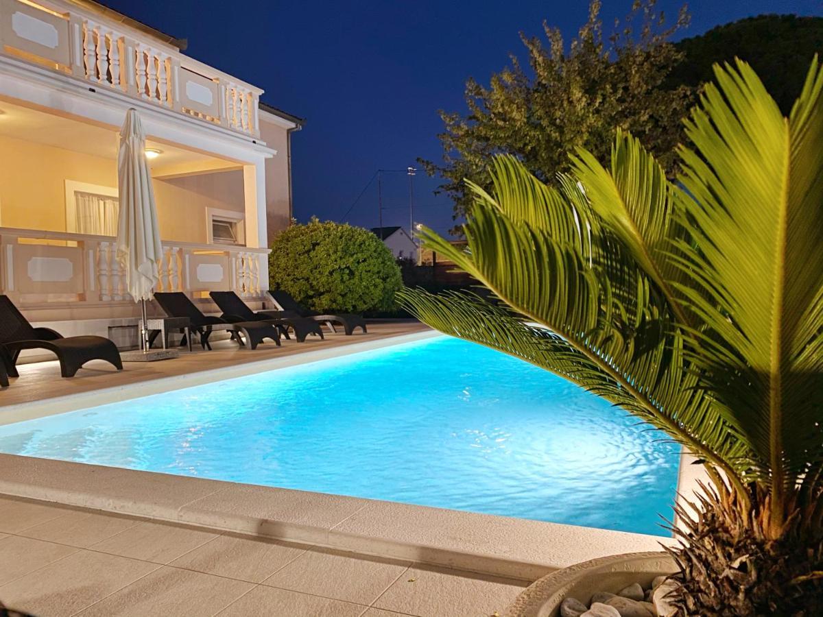 Apartments Saric Biograd Na Moru Eksteriør billede